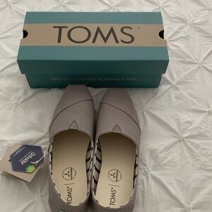 Women’s TOMS Alpargata Shoes